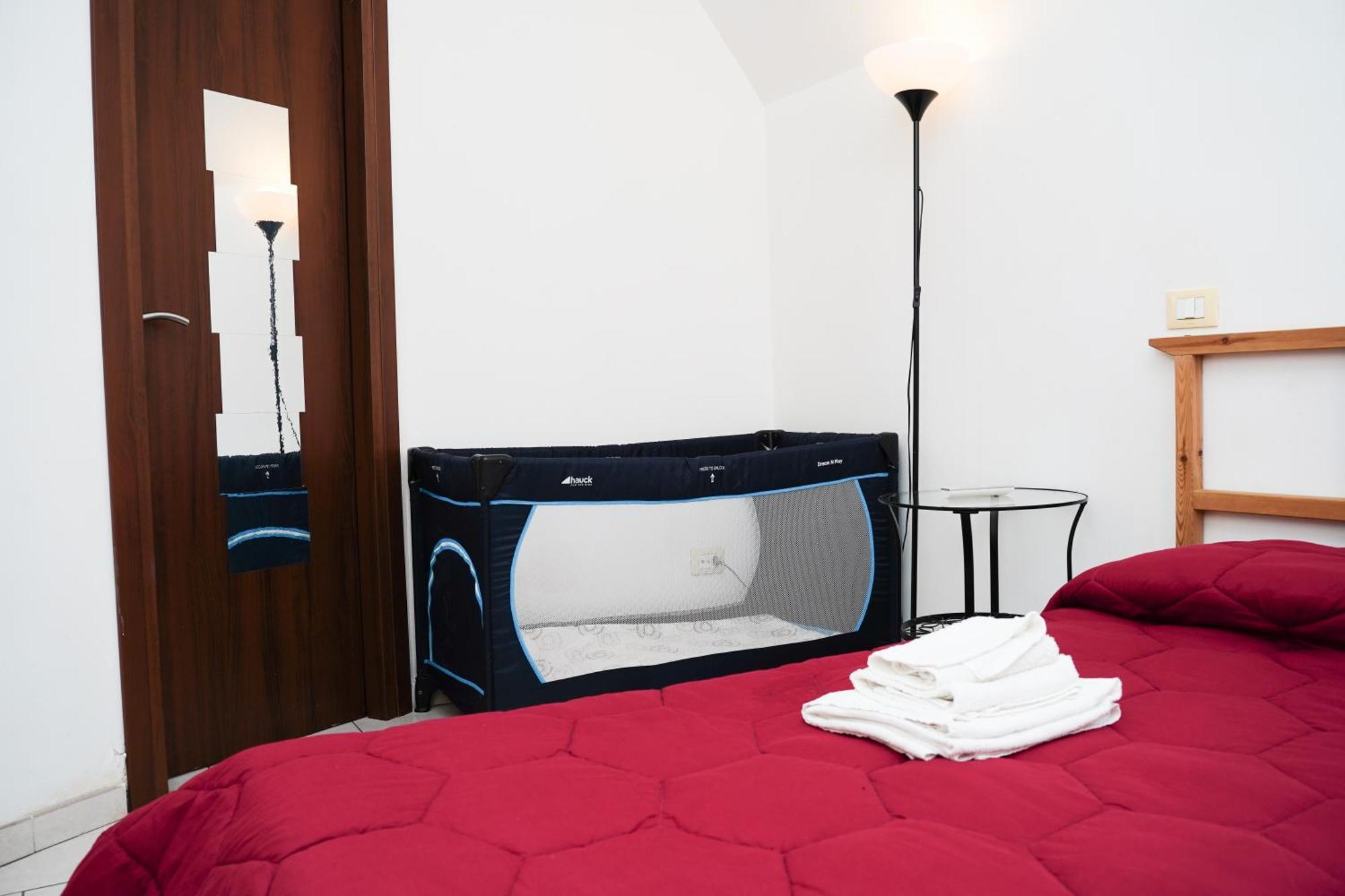 Casa Friends' House Napoli Διαμέρισμα Εξωτερικό φωτογραφία